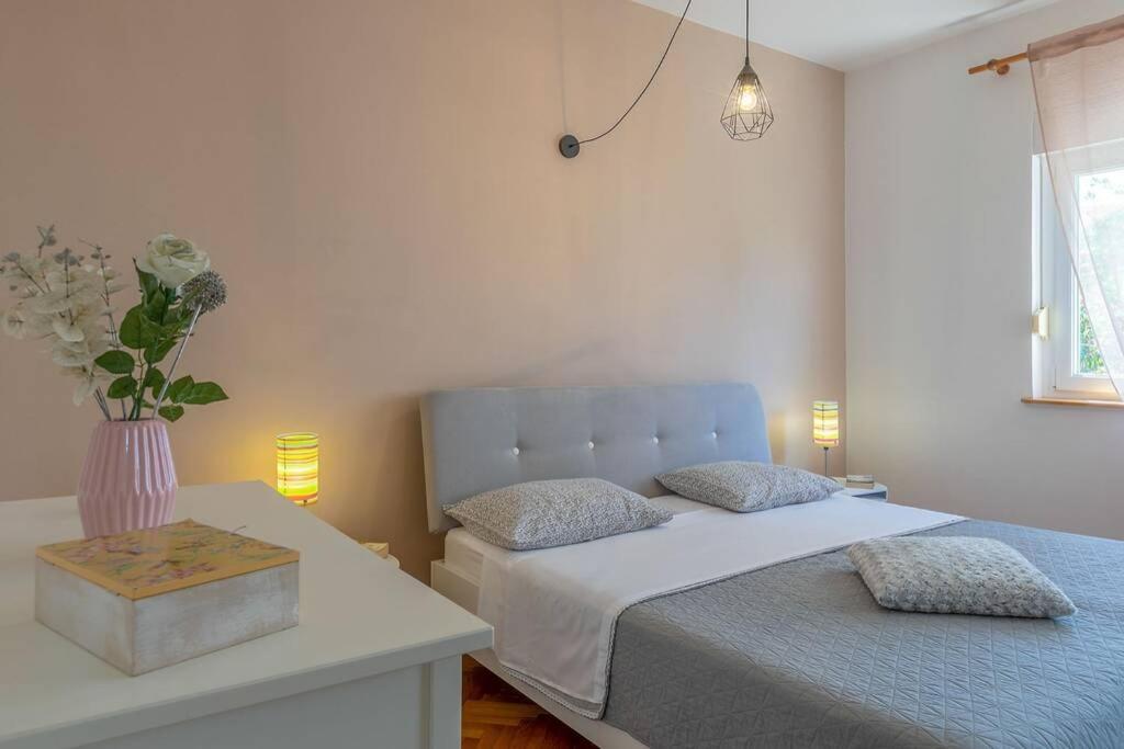 Villa House Pelini Pola Esterno foto